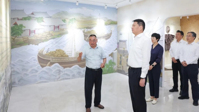 姜冬冬參加五級(jí)人大代表回選區(qū)（選舉單位）訪(fǎng)選民（群眾）“你點(diǎn)我督惠民生”活動(dòng)，并督辦代表建議
